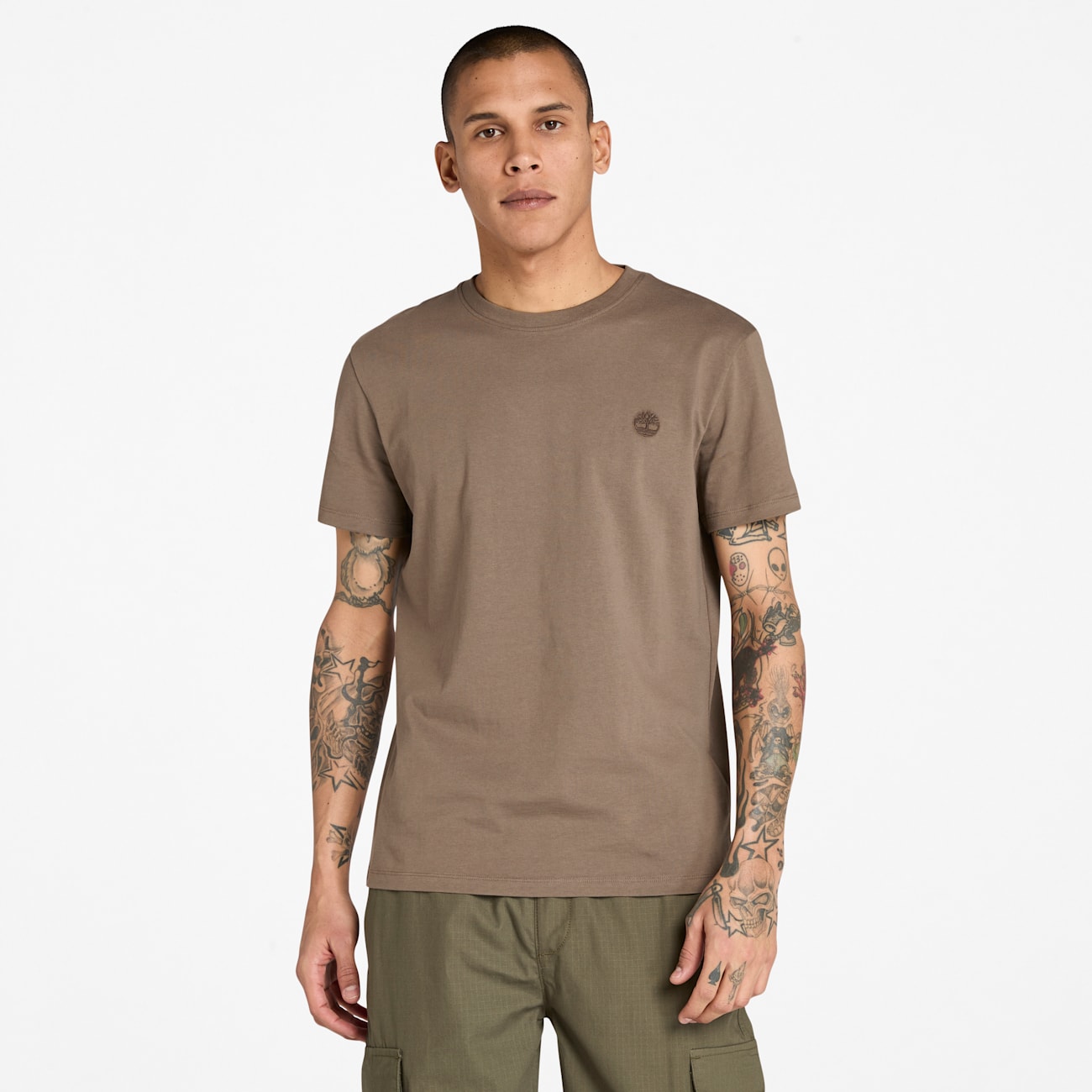 Timberland T-shirt Girocollo Uomo Marrone Timberland T-shirt Girocollo Uomo Marrone - Eleganza e Comfort